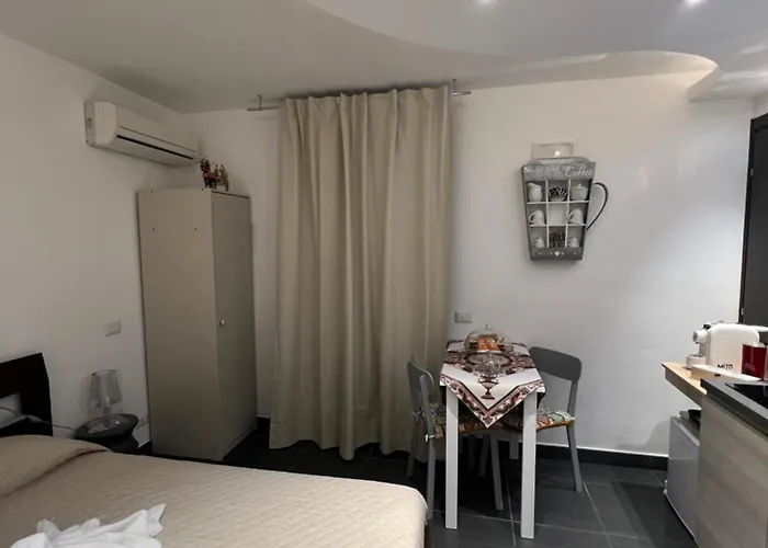 Nel Cortile צ'פאלו